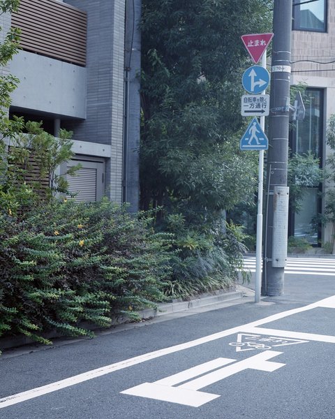 Thumbnail of c30djz8sr-5-48018a28d42a45bf 3