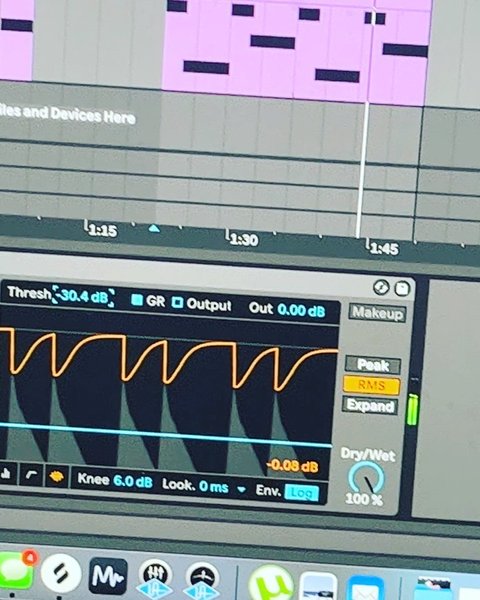 Thumbnail of p-cvioe1zruoj-48a0274ca6094f8c 3