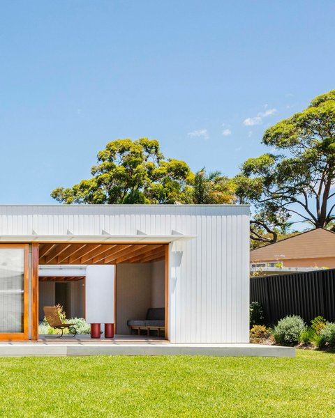 Thumbnail of p-c4s4utwuwhl-49d3f6cb4882454c 4