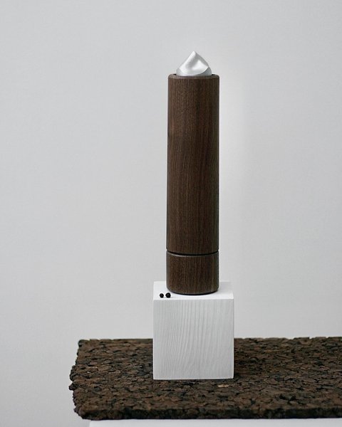 Thumbnail of p-c0b0euxtzfb-4a1a285e4b4f4d9f 1