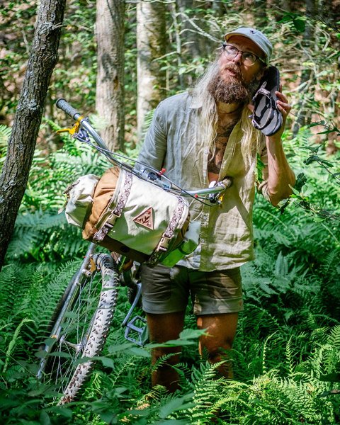 Thumbnail of p-cvprb6irwdw-4af0915f5b5f40c0 0