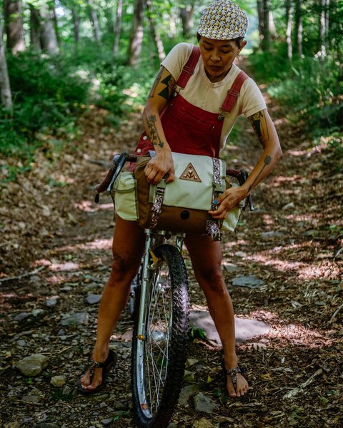 Thumbnail of p-cvprb6irwdw-4af0915f5b5f40c0 1