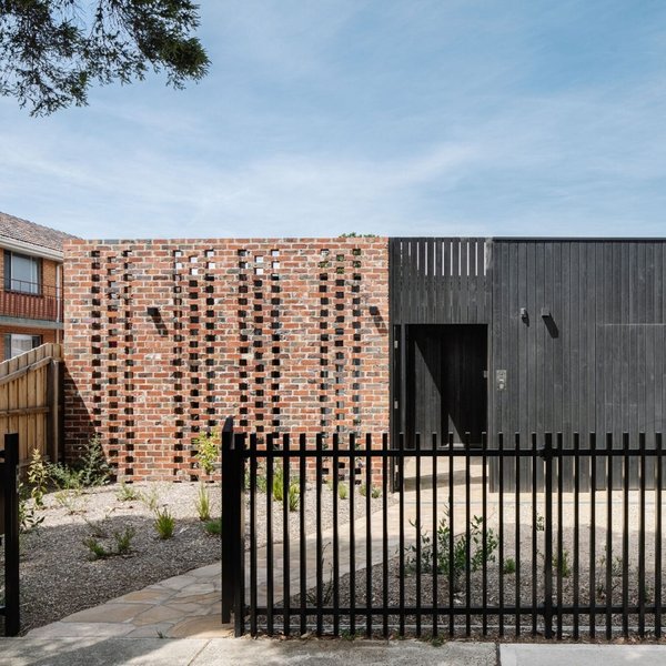 Thumbnail of p-cxmzatntubk-4b45ac84403b459e 0