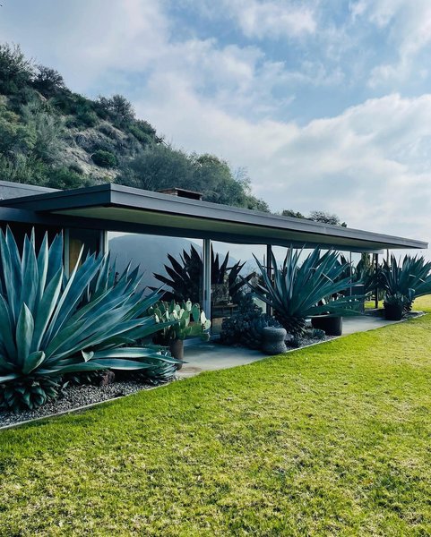 Thumbnail of p-cmrhwohr4g1-4c1bdb99500a40fc 2