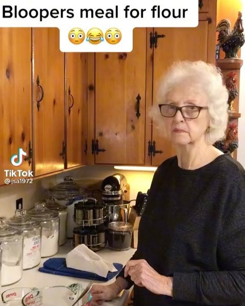 Thumbnail of p-cveyqdhs4bk-4d10f3c0ec4b4d21 3