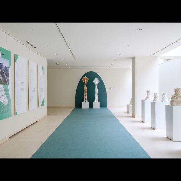 Thumbnail of p-cdykgy0lbmh-4f0b3e7d5f9846ef 3