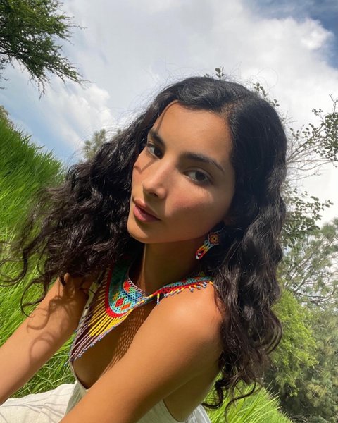 Thumbnail of p-cr9tjlomcvo-4f8ca9a1609d4490 0