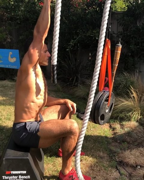 Thumbnail of p-bpxapqwfsss-4fdc7b44af6f46f0 6