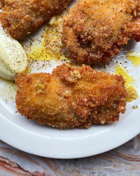 Thumbnail of p-cyzyo4ovoj9-4ff181d38099441a 0