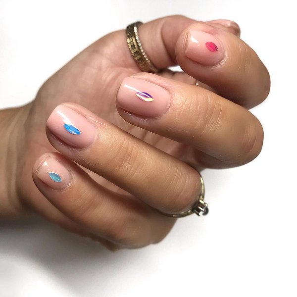 Thumbnail of p-b1bcyggbkw8-51b09aa0b3e8465f 0