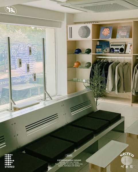 Thumbnail of p-diz8fvdzney-522c2c35e23c4414 2