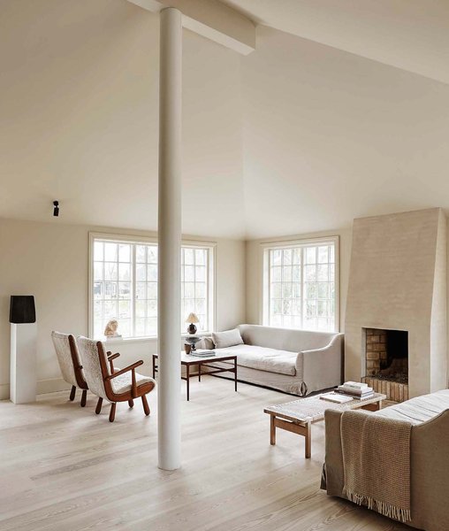 Thumbnail of p-cus8uknsfpv-53e05859379e42ae 0