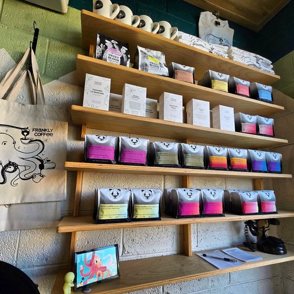 Thumbnail of p-dp1zrz6ewe3-5586dcf4af4c40a3 0