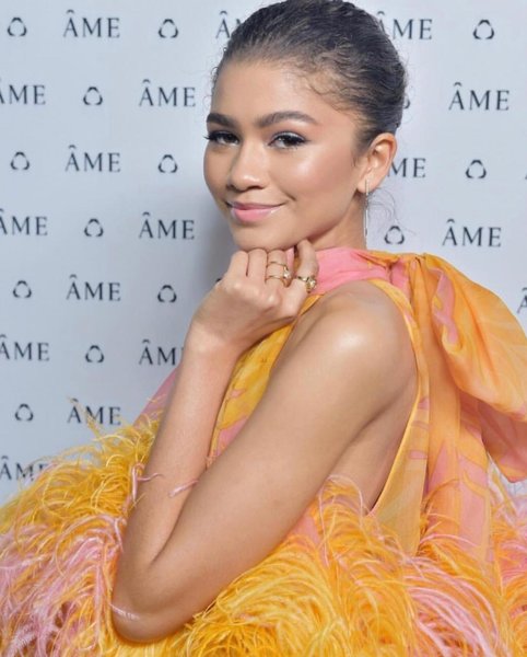 Thumbnail of p-b14wud8ac5t-57059715dc8d49f4 3