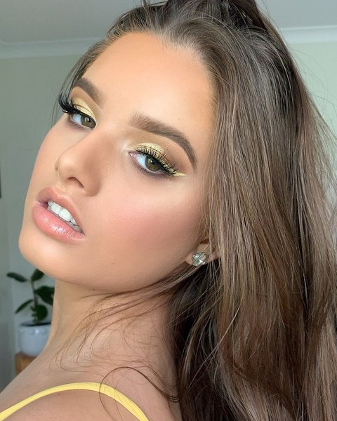 Thumbnail of p-byq2luygy3t-57583af7ff9b4c78 0