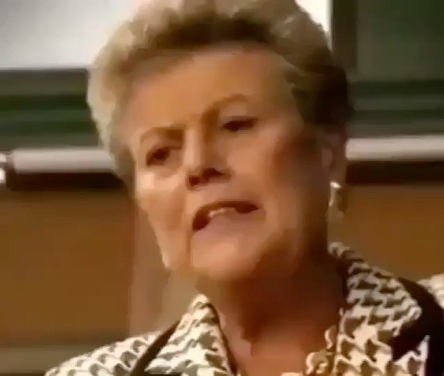 Thumbnail of p-cjcr3zvlbck-5817751611c04f1d 3