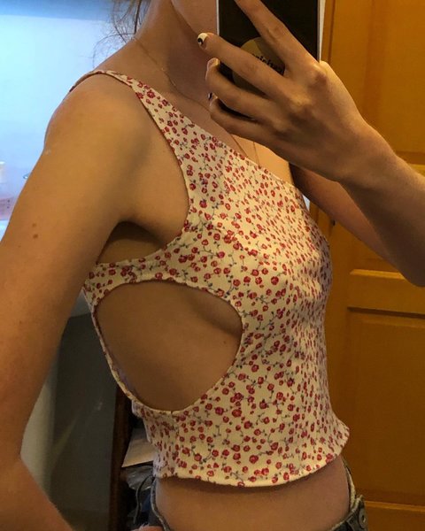 Thumbnail of p-ccyry8ugetv-58d6f15c34d144e4 0