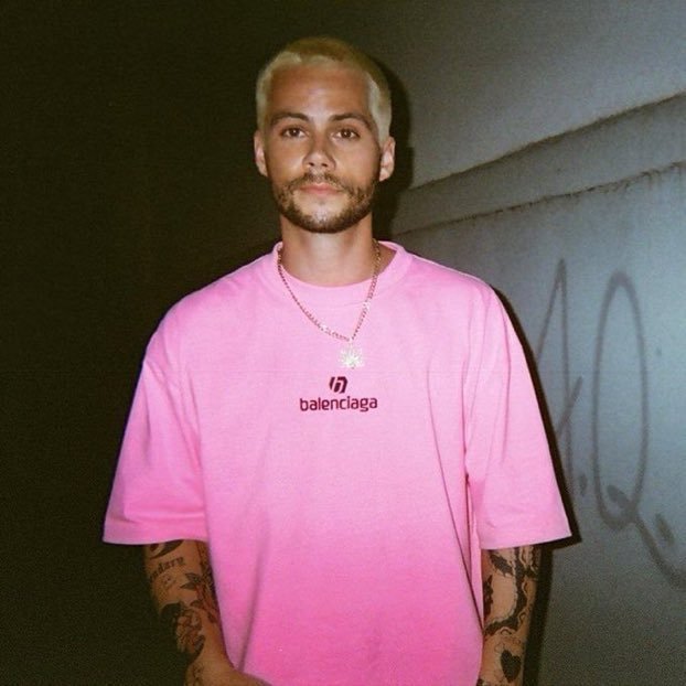 Thumbnail of www-x-com-possibleemaybee-status-1433616433360117761-599e340fb7fc4dd5