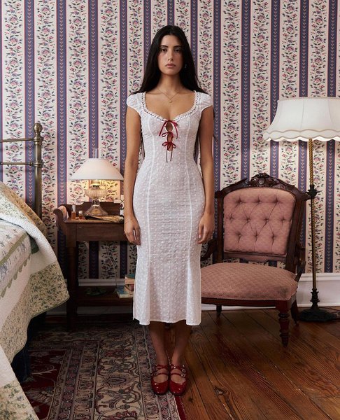 Thumbnail of p-crtmx8xkqqq-59e054a545474e45 0