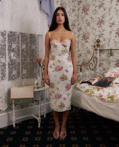 Thumbnail of p-crtmx8xkqqq-59e054a545474e45 3