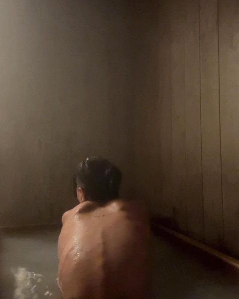 Thumbnail of p-c5eafkykue8-5b13f6ce663b47b2 3