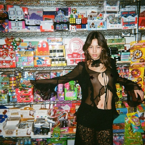 Thumbnail of p-cpn9mmypyk1-5b2537f100e7408b 0