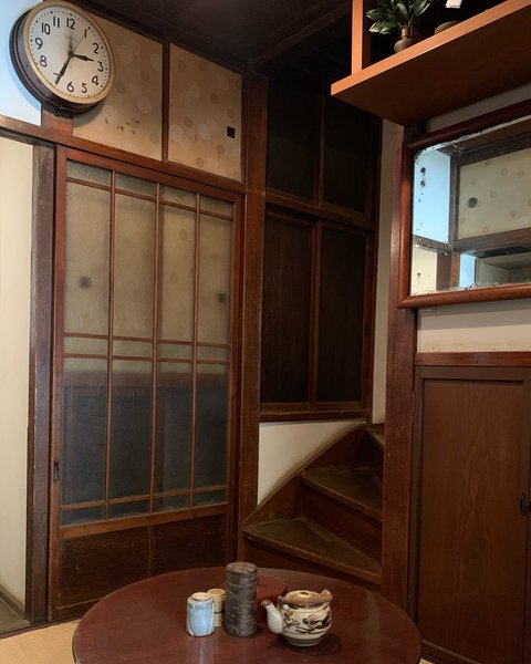 Thumbnail of p-dlt1y62ujse-5b41a16a3d644561 14