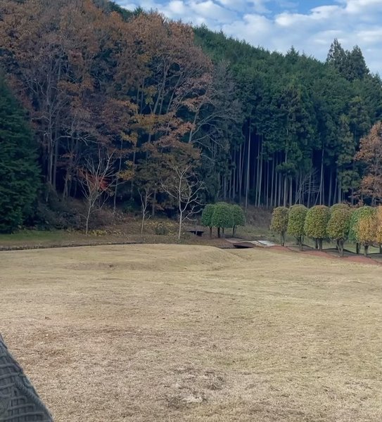 Thumbnail of clqrf-fhdzv-5be29d76a1624335 6