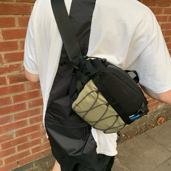 Thumbnail of p-cronyklldh6-5c15daf8b29f426f 0