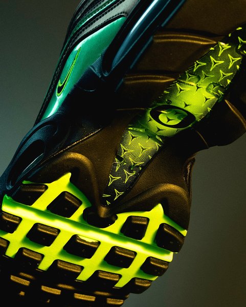 Thumbnail of dhl2g-lvorn-5c3ac185a3d44cea 1