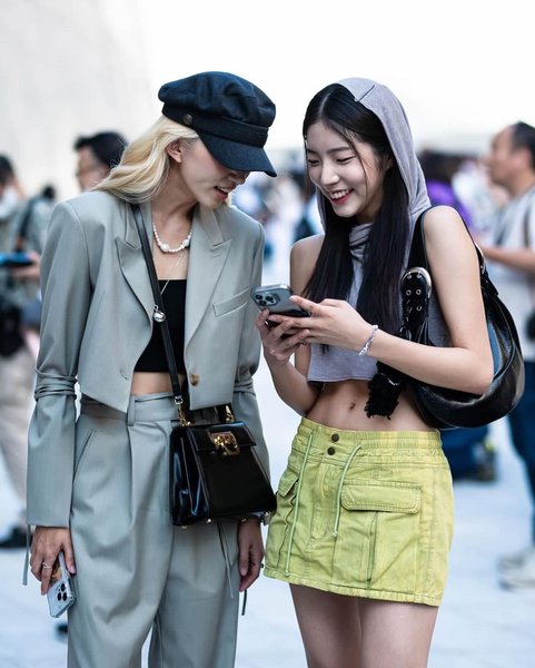 Thumbnail of p-cxqpojzrkzb-5cb5fe2d67e34b3f 3