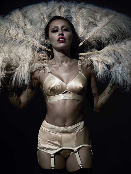 Thumbnail of do-iipzcexy-5d9fd3923f41422e 0