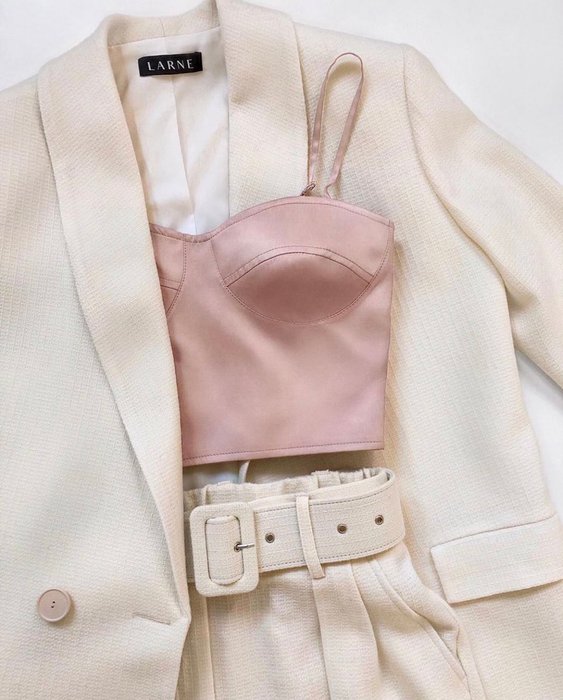 Thumbnail of www-x-com-femmeduart-status-1197584571778420738-5f58c07f5d7e4ac6