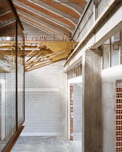 Thumbnail of p-cyq2oqtms6i-5fd77215cec94040 2