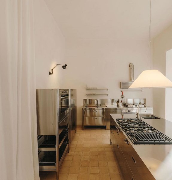 Thumbnail of p-c1cxecmi74t-610473d978334804 0