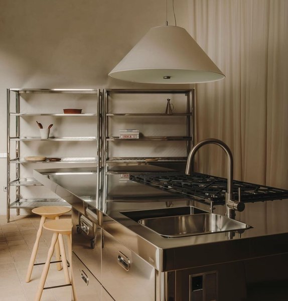 Thumbnail of p-c1cxecmi74t-610473d978334804 2