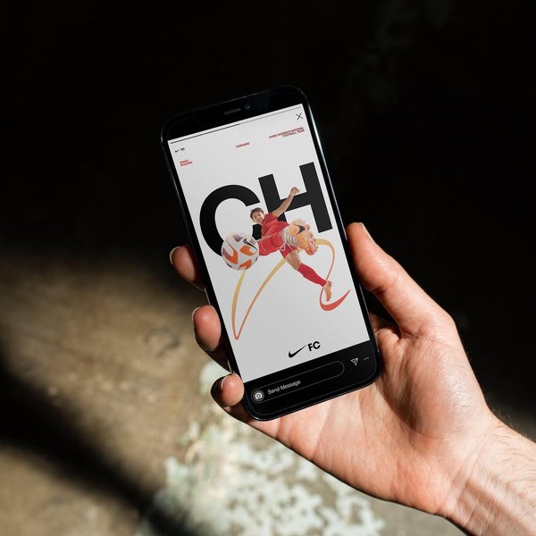 Thumbnail of instagram-6163e276f8c84d7a 4