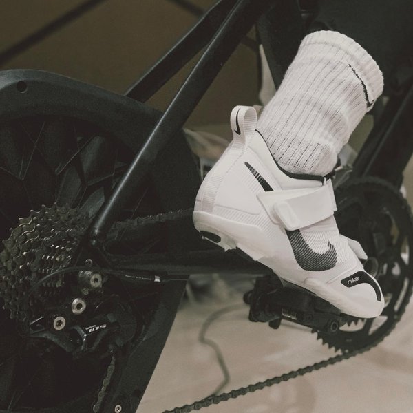 Thumbnail of ci-khjwnshh-6193f0920d5b4ad3 1