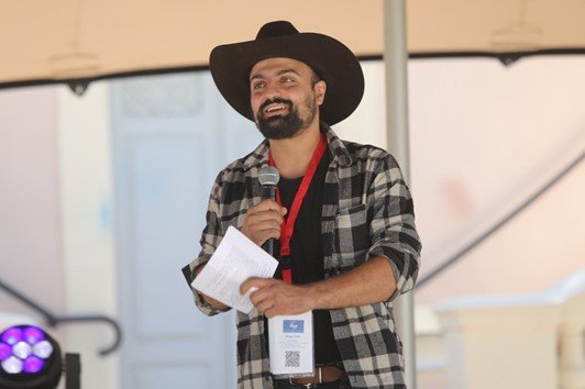 Thumbnail of www-x-com-sergezaka-status-1801986243632288185-645a51f4e21d486b