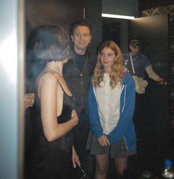 Thumbnail of c3clvzbr-z9-64a4adca6e5b4910 6