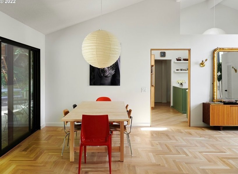 Thumbnail of cfuiaelvx-x-64bbc82ae3b940b3 4