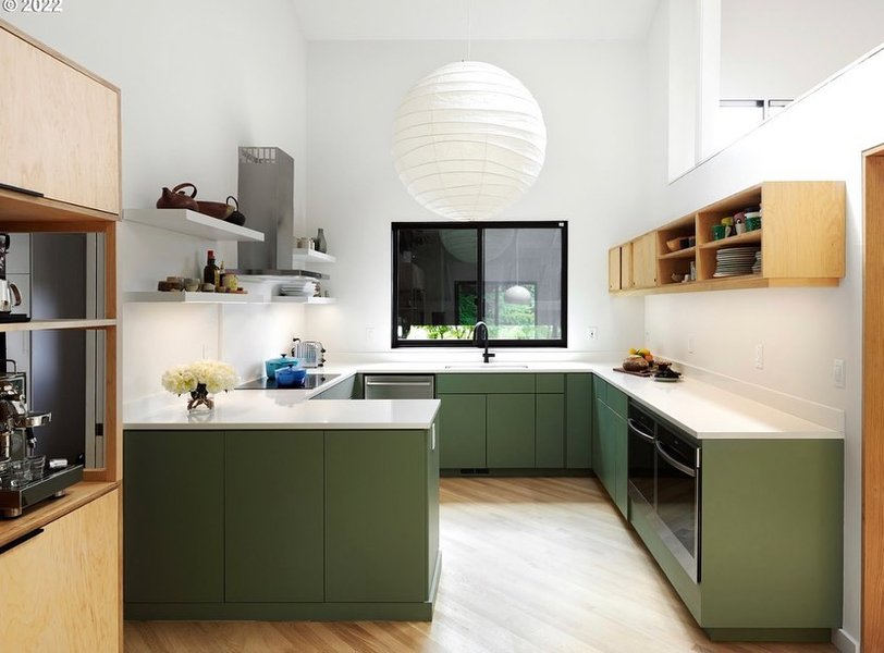 Thumbnail of cfuiaelvx-x-64bbc82ae3b940b3 6