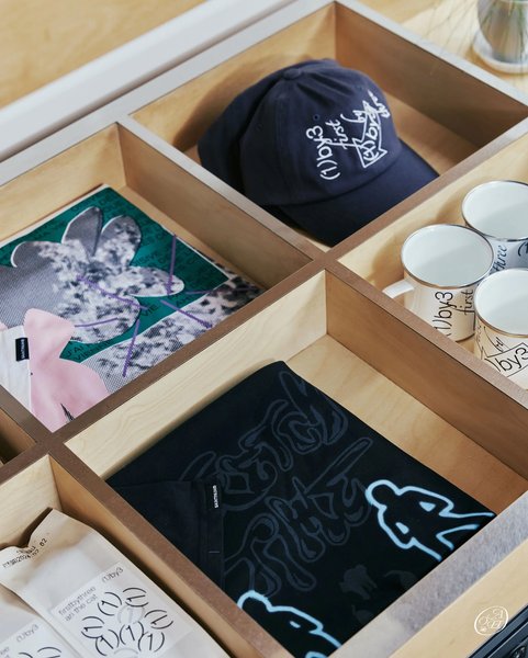 Thumbnail of p-dpbkekxdbgj-6588ef8421424196 9