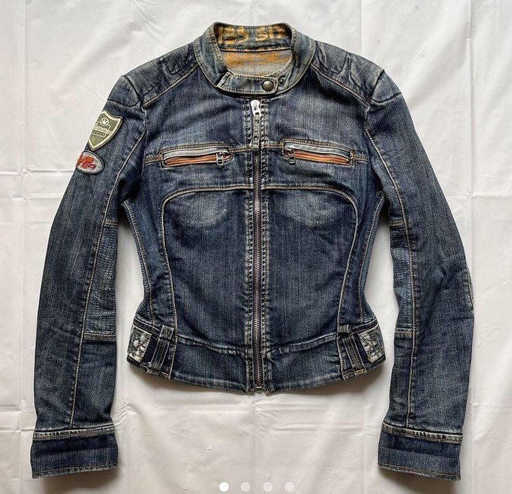 Thumbnail of www-x-com-aemisias-status-1768436912908288136-65bea43aff8a4aee