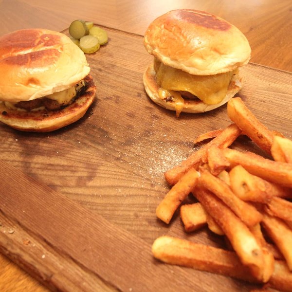 Thumbnail of p-cduuaqbdyme-6632e4808b5c45fd 0