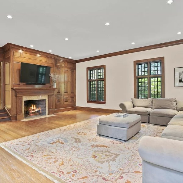 Thumbnail of p-cyppu6clz2m-6732493c19cc4650 6