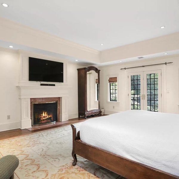 Thumbnail of p-cyppu6clz2m-6732493c19cc4650 7