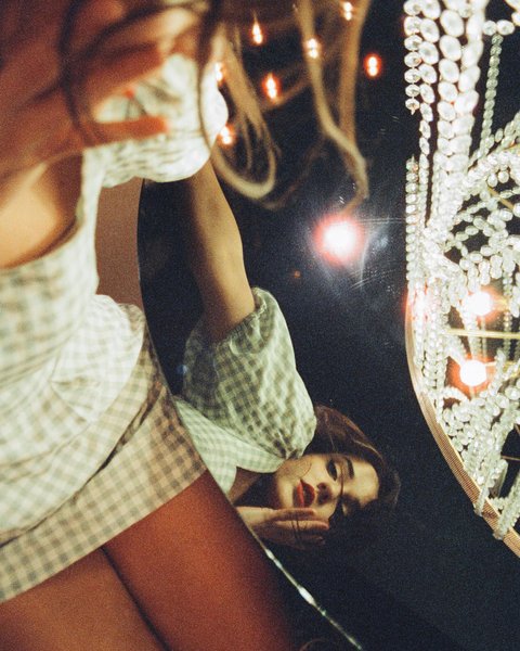 Thumbnail of p-cqrawcovanu-696133577b374e91 0