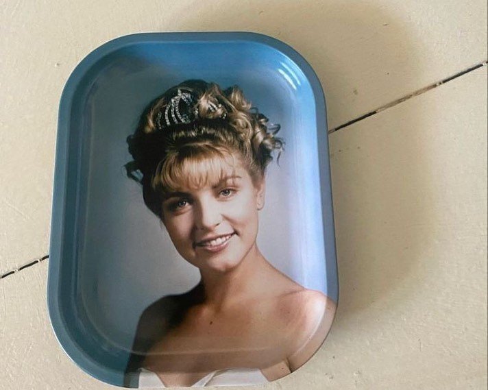 Thumbnail of p-c2yuzvmo7g0-6a6f55d7768e4ef3 9