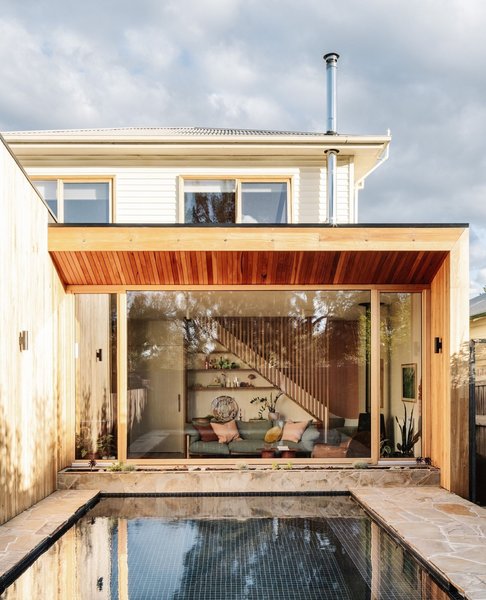 Thumbnail of c524zbxx4-n-6b5b12a02fb544cb 5